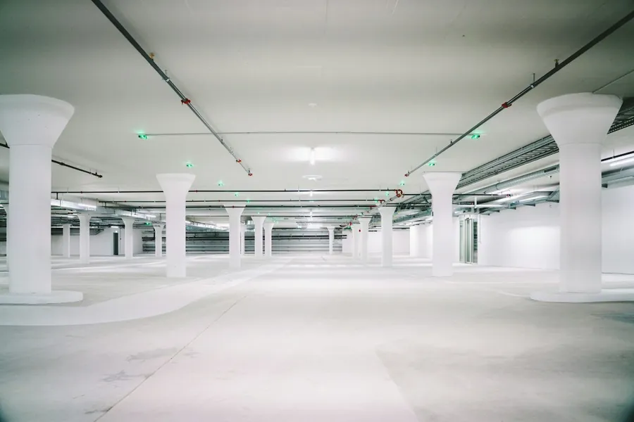 Construcción de radier para estacionamientos